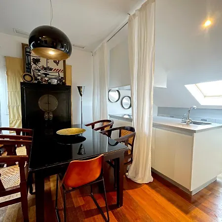 Atico En Plaza De La Constitucion 3 Bedrooms Apartment Malaga